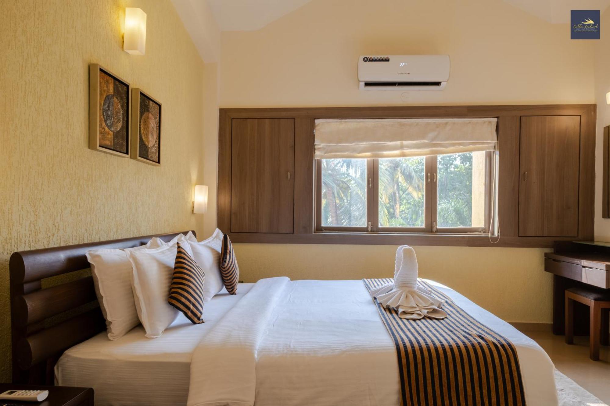 Golden Landmark Green Valley Beach Resort Dona Paula Exterior foto