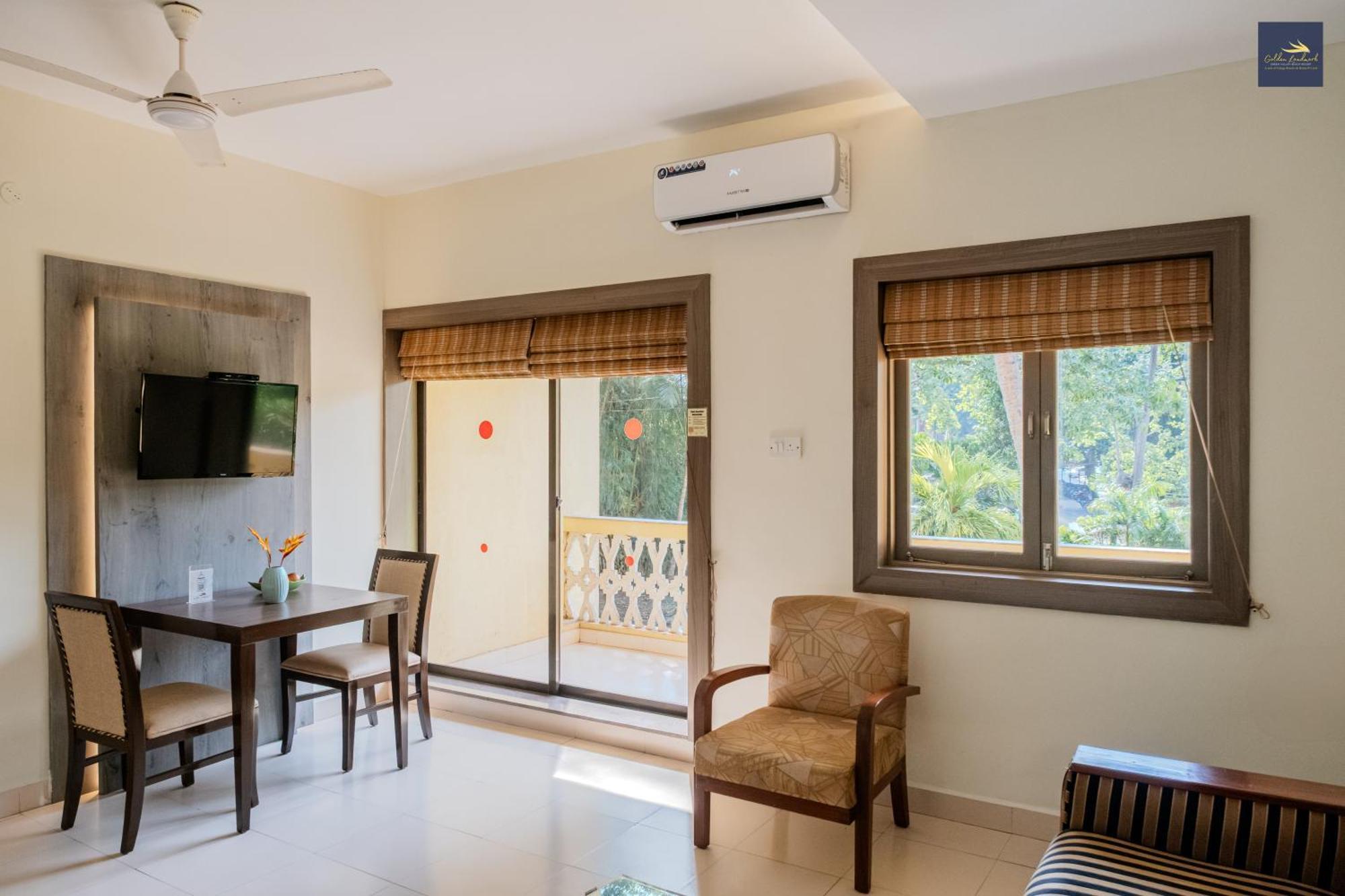 Golden Landmark Green Valley Beach Resort Dona Paula Exterior foto